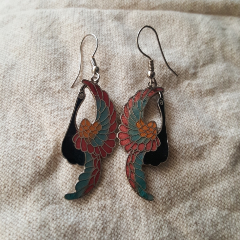 Vintage Elegant Cloisionne Swan Bird Earrings